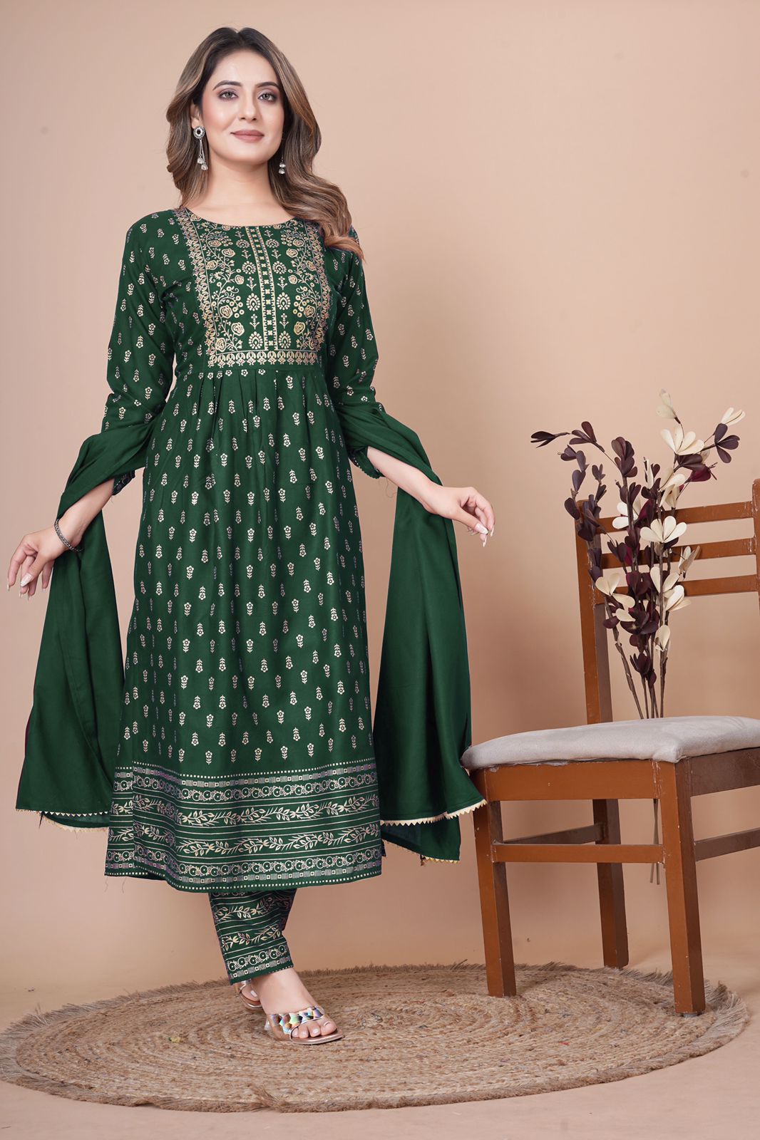 Kamini Beautiful Anarkali Long Kurti Pant With Dupatta